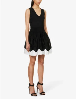 ALAIA Scalloped-trim Pleated-skirt Stretch-woven Mini Dress -Whistles Closet Shop R04076418 NOIRBLANC ALT02
