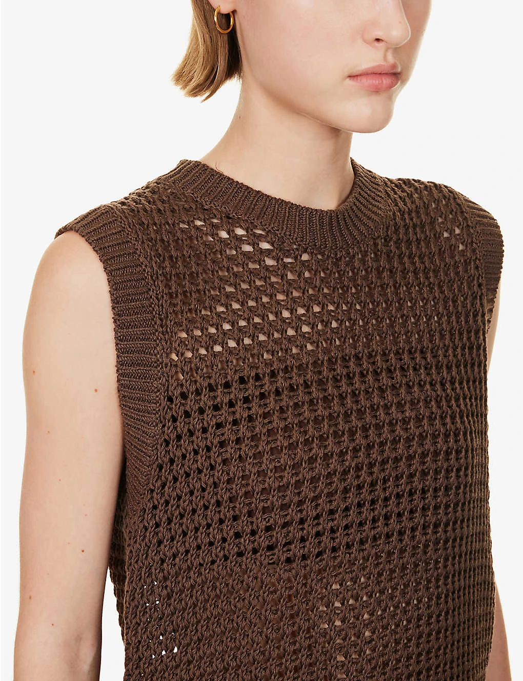 THEORY Textured Sleeveless Cotton Knitted Vest 5 THEORY Textured Sleeveless Cotton Knitted Vest - Image 5