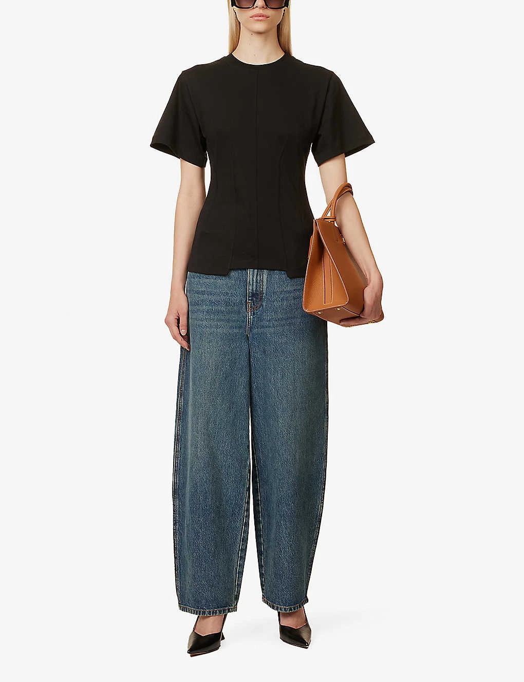 Victoria Beckham Slim-fit Asymmetric-hem Organic-cotton T-shirt 2 Victoria Beckham Slim-fit Asymmetric-hem Organic-cotton T-shirt - Image 2