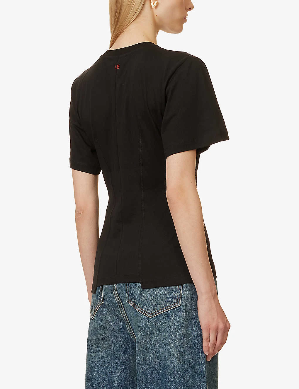 Victoria Beckham Slim-fit Asymmetric-hem Organic-cotton T-shirt 4 Victoria Beckham Slim-fit Asymmetric-hem Organic-cotton T-shirt - Image 4