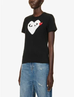 Comme Des Garçons Play Heart-appliqué Regular-fit Cotton-jersey T-shirt 7 Comme Des Garçons Play Heart-appliqué Regular-fit Cotton-jersey T-shirt -Whistles Closet Shop R04186989 BLACK ALT02