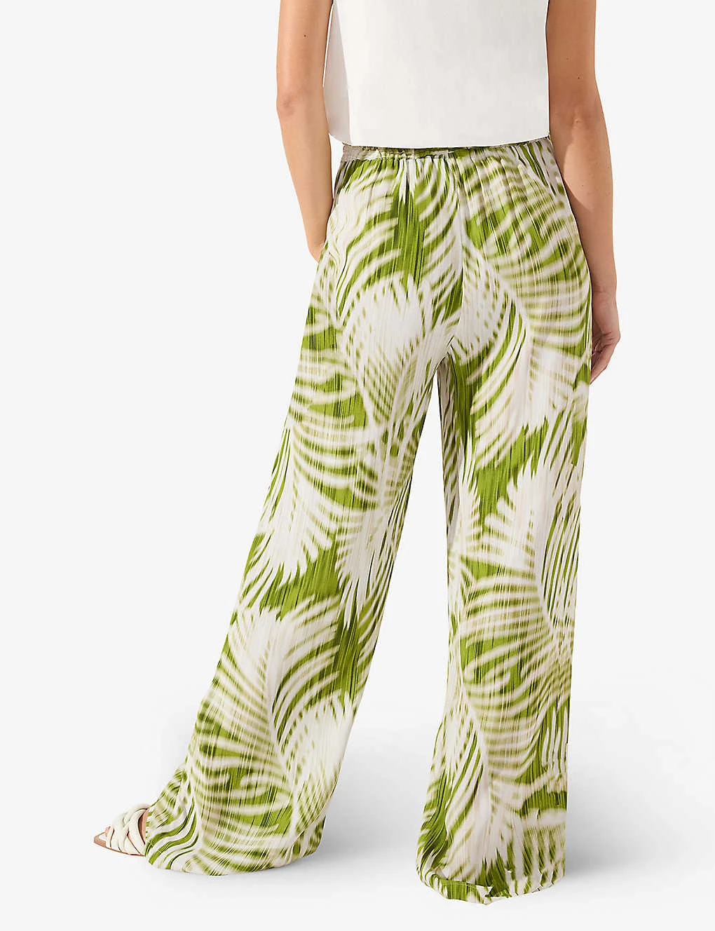 Palm-print Wide-leg High-rise Crepe-woven Trousers 4 Palm-print Wide-leg High-rise Crepe-woven Trousers - Image 4
